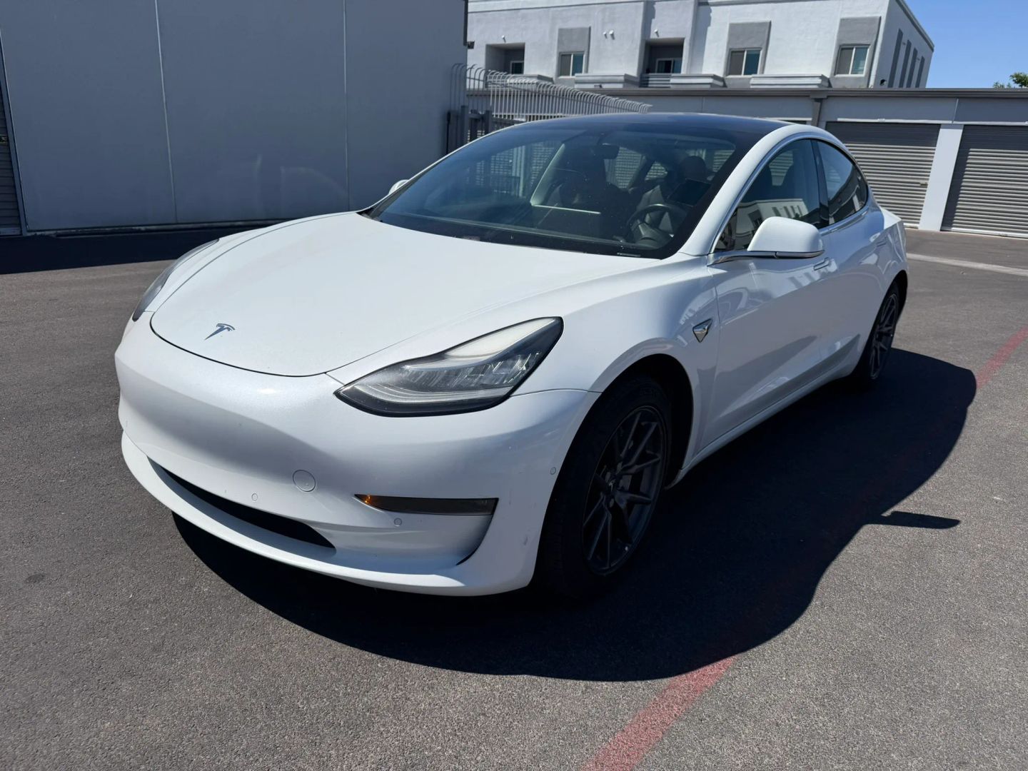 tesla model 3 2018 5YJ3E1EA2JF044364 image tesla model 3 2018 5YJ3E1EA2JF044364 image